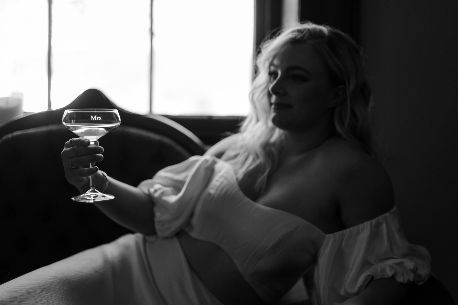 Occasion-Based Custom Glassware: Weddings, Anniversaries, and Beyond