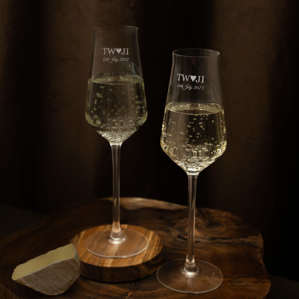 Celebrate Your Story: Personalised Glassware for Every Anniversary Milestone