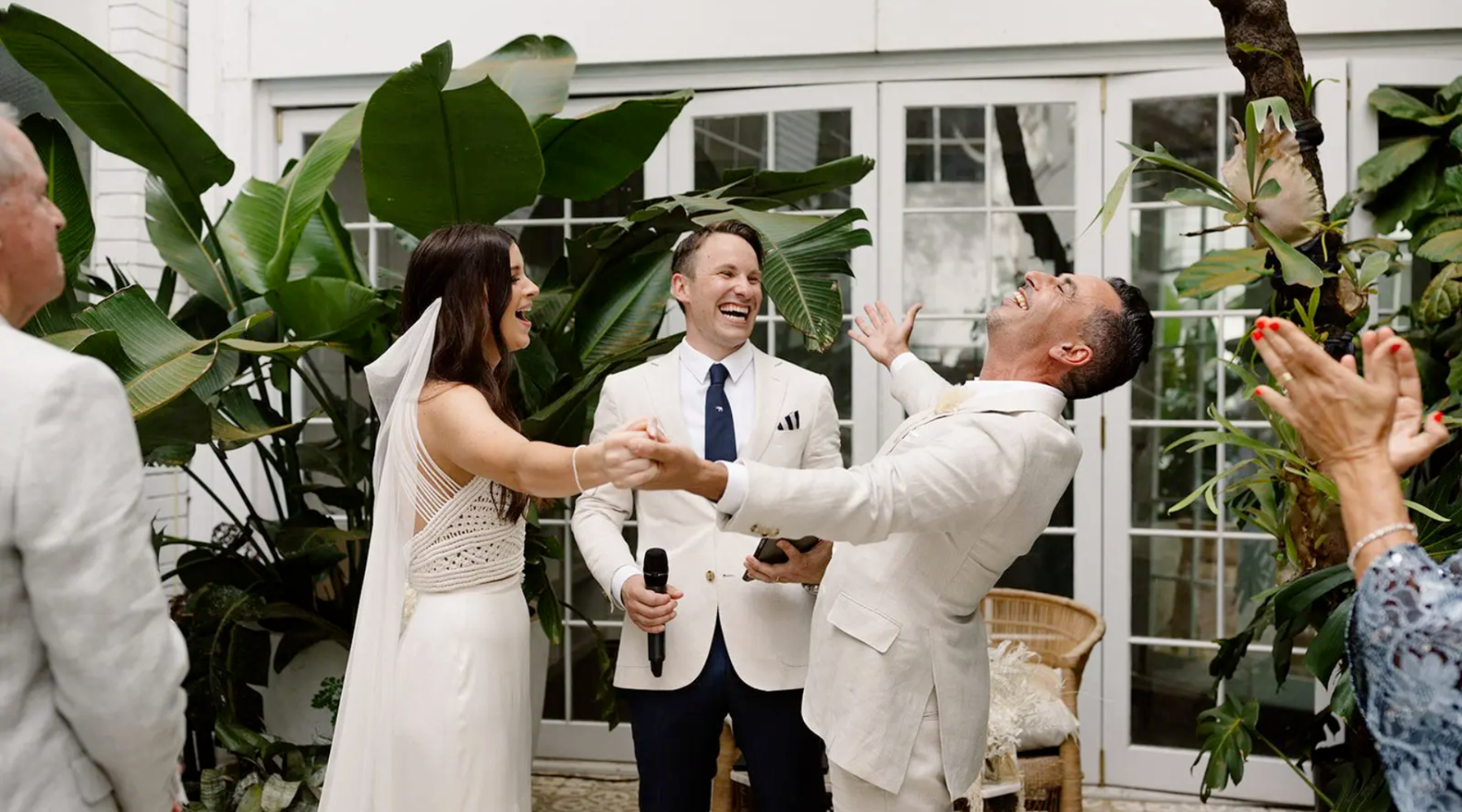 A Wedding MC's 6-Tip Guide to Delivering a Wedding Speech